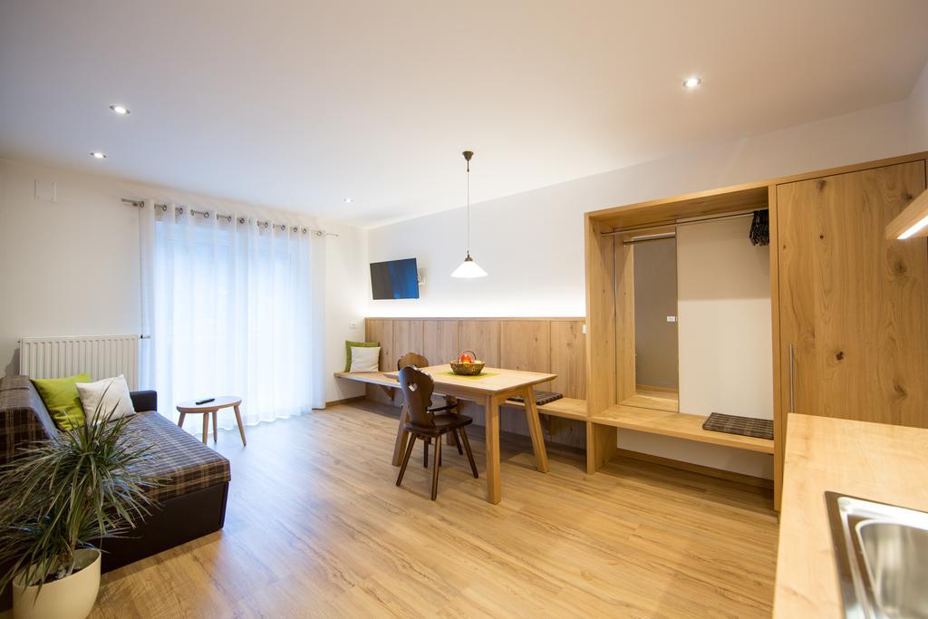 Residence Gruenwald San Martino In Passiria  Exteriör bild